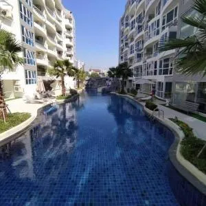 2 Beds 2 Baths Apartment in Pattaya