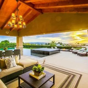 Panoramic Ocean sunset Views with Heated Pool & Spa best location