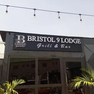Bristol 9 Lodge grill and bar