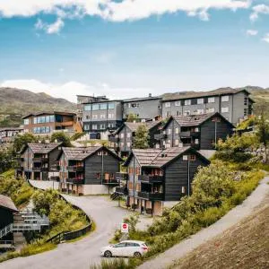 Stunning Apartment In Hemsedal With House A Mountain View