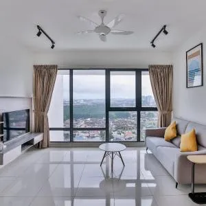 Mosaic 1BR, WIFI, walking distance to Mid Valley JB