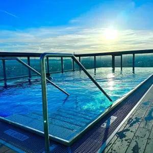 Vienna Sky Apartment I Rooftop pool I Netflix