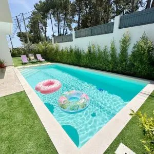 Amora Villa - Relaxing Oasis, 10 mins to beach, near Lisbon