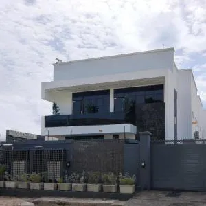 One90 Apartment