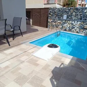 Magnolia Villa with Pool
