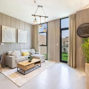 1BR Skyview Penthouse by Blue Cloud Holidays