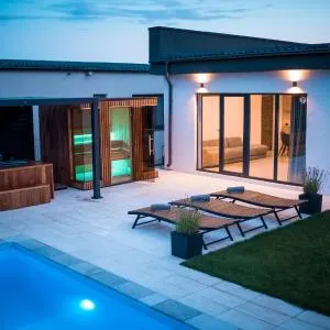 Banya Villa Bucuresti sauna jacuzzi piscina spa