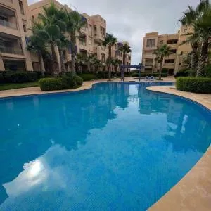 Appartement vue sur piscine