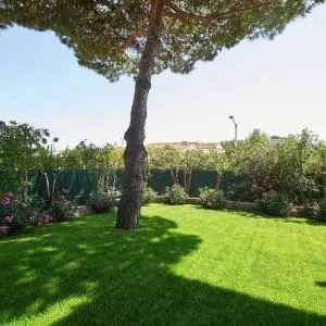 Central Holiday Home