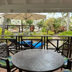 Tropical Paradise Living