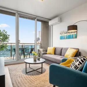 Serene Two Bedroom Apartment in Melbourne CBD with Free Parking
