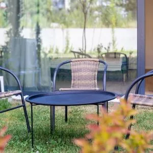 Mycampus 1 bdrm, stay 4, free parking, garden, self check-in