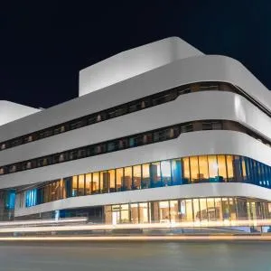 Ebreaze Hotel