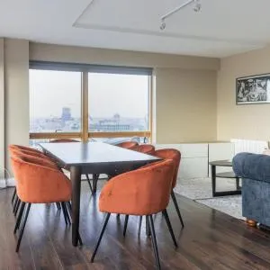 GuestReady - Stunning views from Millenium Tower