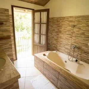 Pousada Vila Flor da Mata - Casa 3 quartos