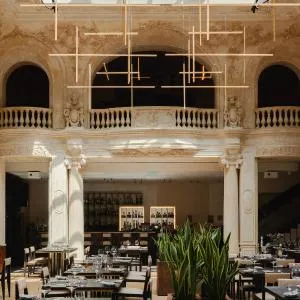 Grand Hotel