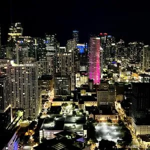 Magic Miami Penthouse Balcony Ocean View, Pool Resort, Spa, Heart of Miami