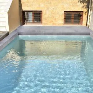 Azure Dream, Pool Edge, Nikiti