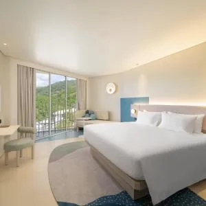 Centara Karon Resort Phuket - SHA Extra Plus