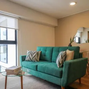 Grandiose 2BR with Radiant Deco in Miraflores