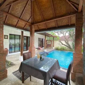 One BedRoom Villa with Private Pool near DPS Airport