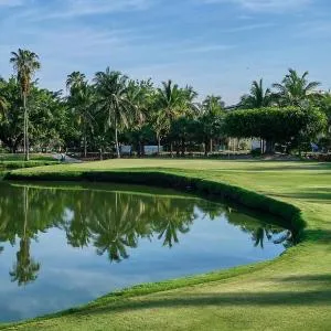 Marina Vallarta Golf and Pool