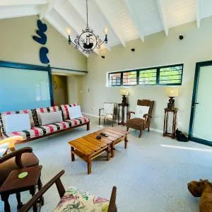 Sandy Fingers Apartment