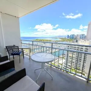 Ilikai Apt 2127 - Spacious Studio with Spectacular Ocean & Harbor Views
