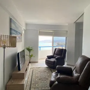 Apartment in front of the beach in Lechería