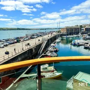 Orion House - Luxury Apartment overlooking Milford Marina, Pembrokeshire