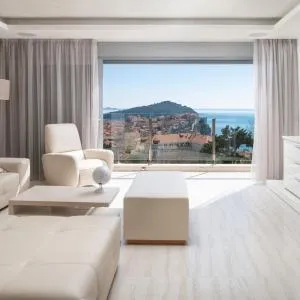 New! Villa Vita Adele pool sauna jacuzzi sea view
