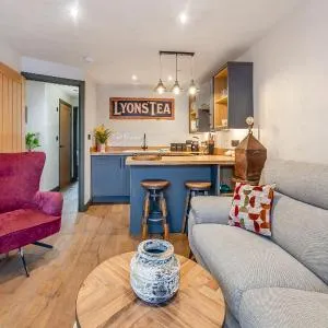 Flat 1 - Uk49037