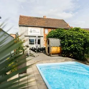 Alte Schmiede mit Sauna, Pool und Whirpool im Außenbereich schönstes Ferienhaus der Lausitz