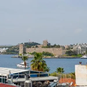 Loca Centre Suites