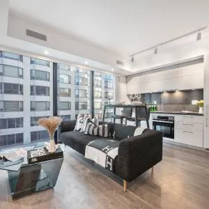The Estate - Yorkville - Indoor Pool & Hot Tub