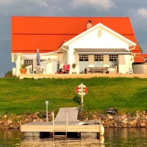 Northern Lights exclusive house by the river