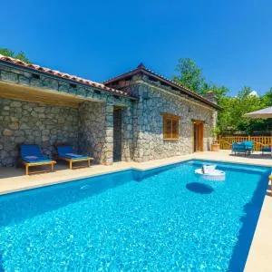 Carevic Resort & Villas