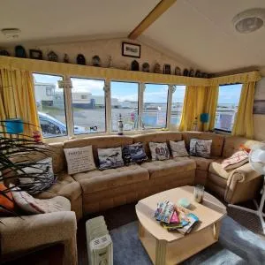 Sea View Escape 2 Bedroom Pet Friendly Caravan at Clarach Bay Gm3
