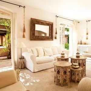 Maison Jolie