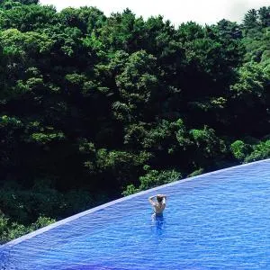 Hidden Cliff Hotel and Nature
