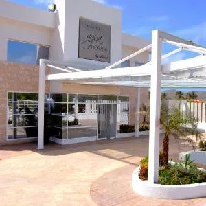 Agua Dorada Beach Hotel