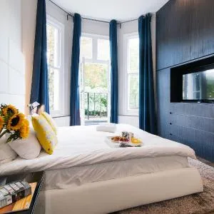 Kensington Garden View Apartment