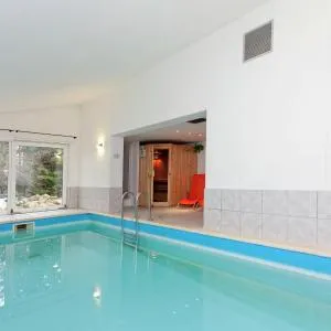 Luxury holiday home in Elend with private pool