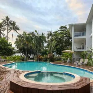 Beaches Holiday Apartments with Onsite Reception & Check In