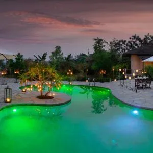 Barahi Jungle Lodge