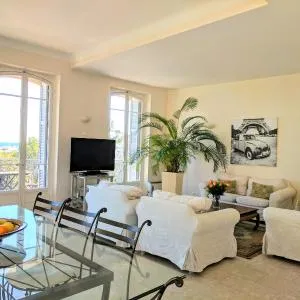Citilet Louis Blanc 1,2,3 - Three gorgeous, open-plan apartments