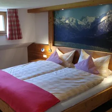 Landhaus Alpenhof Hotel Review