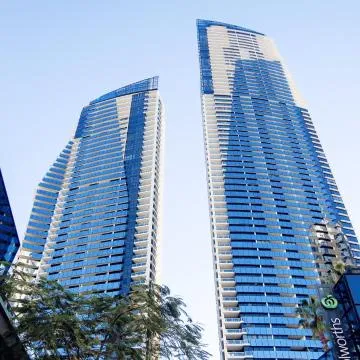 Circle On Cavill Surfers Paradise Apartments-Holiday Paradise Hotel Review