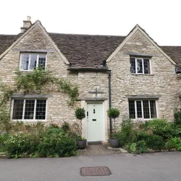 Castle Combe Cottage Hotel Review