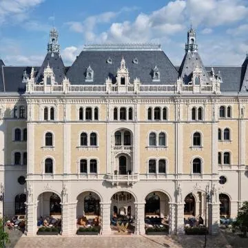 W Budapest Hotel Review